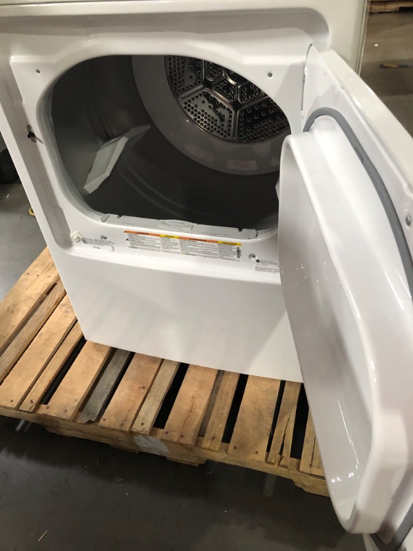 Photo 4 of GE 7.2-cu ft Reversible Side Swing Door Gas Dryer (White) Model #GTD33GASKWW SERIAL #: LV819611C

