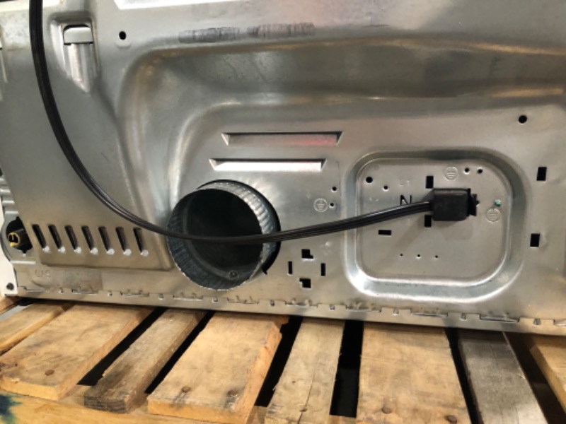 Photo 11 of GE 7.2-cu ft Reversible Side Swing Door Gas Dryer (White) Model #GTD33GASKWW SERIAL #: LV819611C

