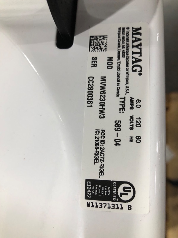 Photo 5 of Maytag Smart Capable 4.7-cu ft High Efficiency Agitator Smart Top-Load Washer (White)