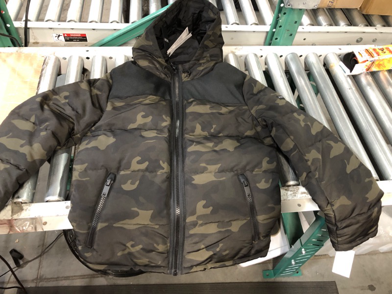 Photo 2 of DKNY Men's Shawn Quilted Mixed Media Hooded Puffer Jacket X-Small Camouflage