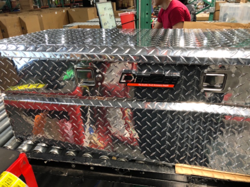 Photo 1 of DEE ZEE 24106R 8546 Tool Box