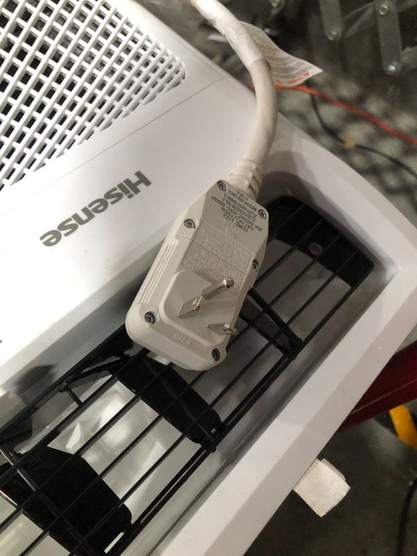 Photo 7 of ***UNTESTED - NONSTANDARD PLUG***
Hisense 1500-sq ft Window Air Conditioner with Remote (230-Volt; 24000-BTU) ENERGY STAR Wi-Fi enabled