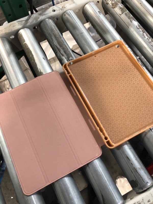 Photo 2 of Soke iPad 9.7 2018/2017  Rose Gold