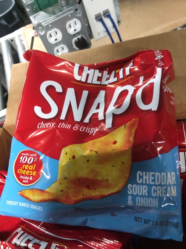Photo 1 of *EXP:  9/23/23**Cheez-It Snap'd Cheese Cracker Chips, Thin Crisps,7.5oz Bag (Pack of 6)