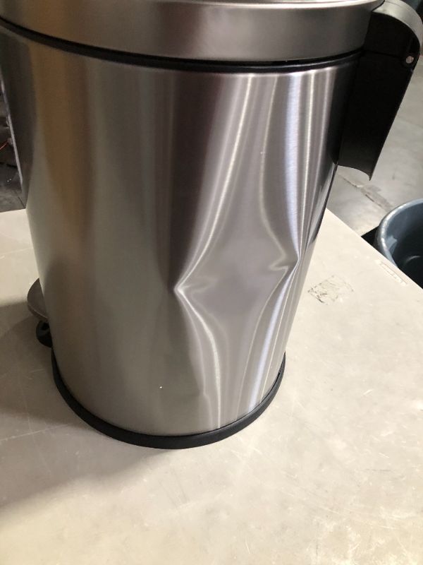 Photo 5 of ***DAMAGED - SEE PICTURES***
Amazon Basics 20 Liter / 5.3 Gallon Round Soft-Close Trash Can with Foot Pedal 