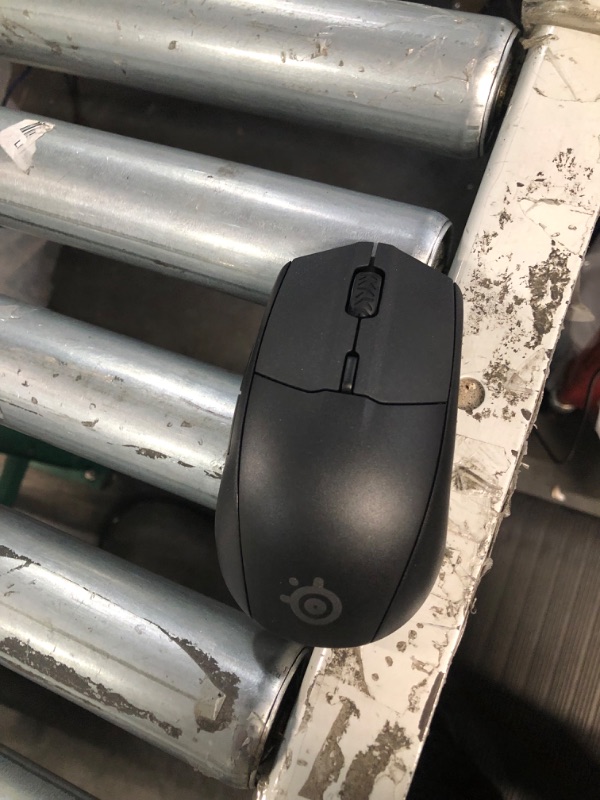 Photo 2 of SteelSeries Rival 3 Wireless Gaming Mouse 