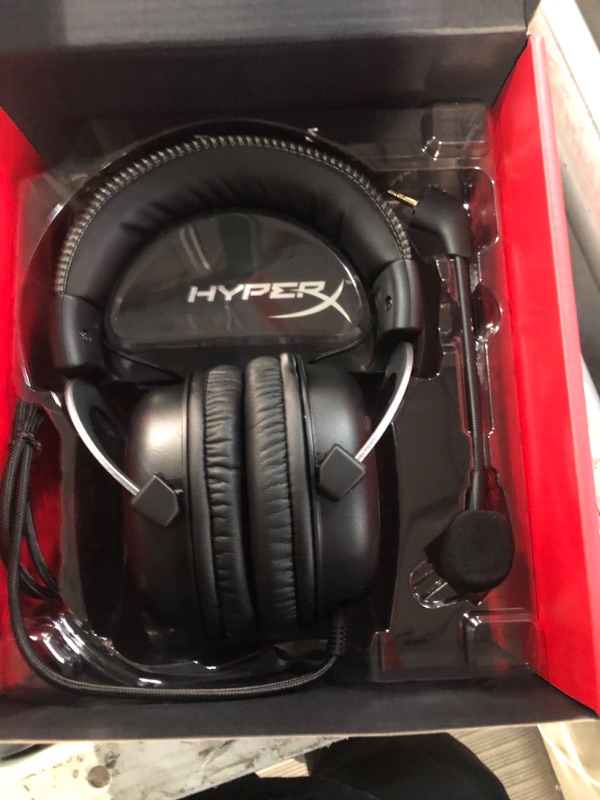 Photo 4 of HyperX Cloud II Gaming Headset - 7.1 Surround Sound 