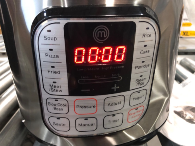 Photo 1 of **NEW** DENTED MasterChef Electric Pressure Cooker 10 in 1 Instapot Multicooker 6 Qt, Slow Cooker
