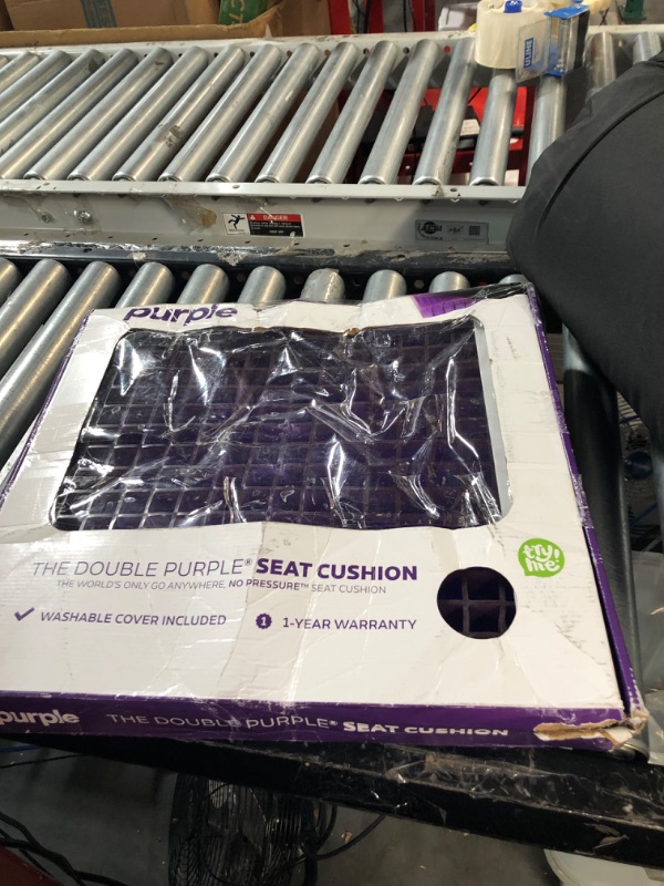 Photo 4 of * used item * missing black cover *
Purple Double Seat Cushion 