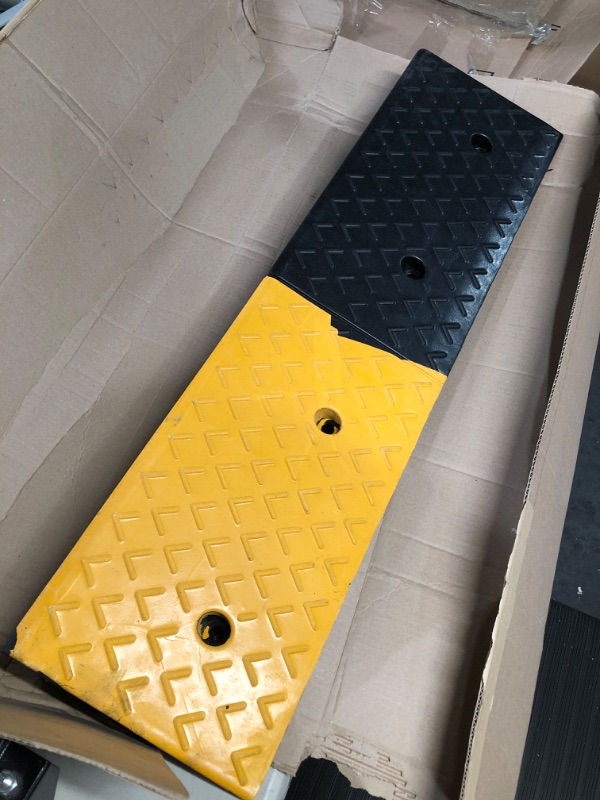 Photo 2 of **YELLOW PAINT DEFECT, SEE PHOTO** foiry Rubber Curb Ramp 4'' Driveway Ramp 1 Pack Heavy Duty Car Ramp 39''(L) X9.8''(W)