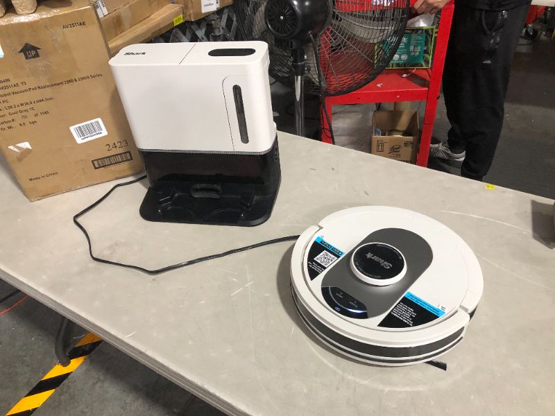 Photo 2 of ***TURNS ON - UNABLE TO TEST FURTHER - HEAVILY USED AND DIRTY***
Shark AV2511AE AI Ultra Robot Vacuum, with Matrix Clean