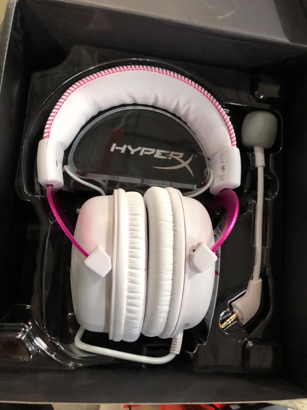 Photo 2 of HyperX Cloud II - Gaming Headset