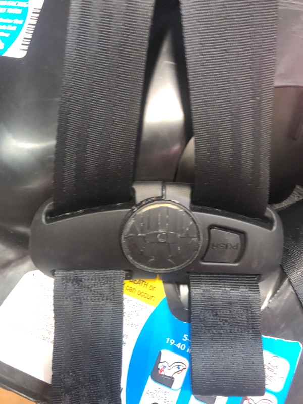 Photo 4 of Cosco Onlook 2-in-1 Convertible Car Seat