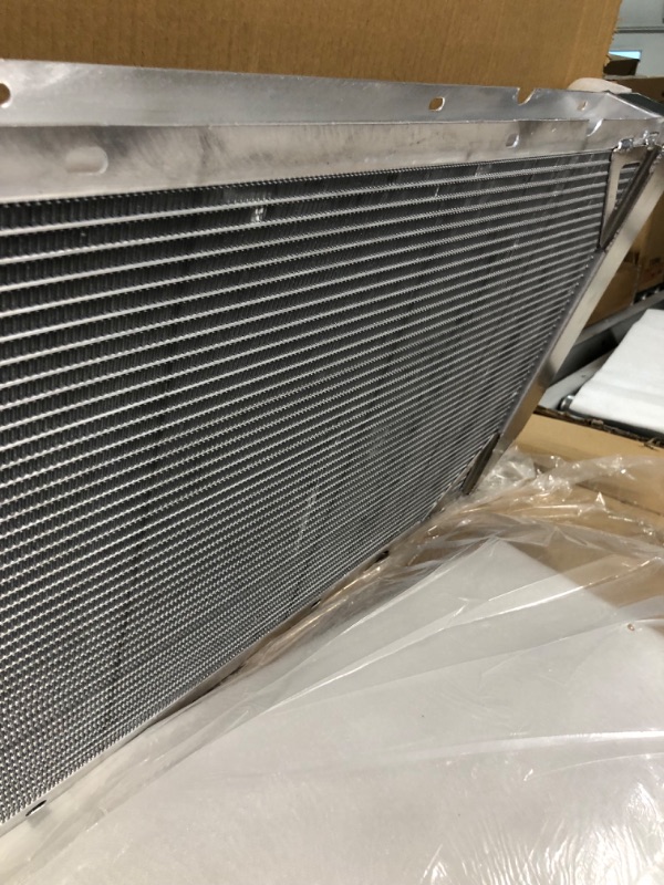 Photo 4 of CoolingMaster Aluminum Cooling Radiator Compatible with 1991-2001 Jeep Cherokee XJ 2.5L 4.0L MT