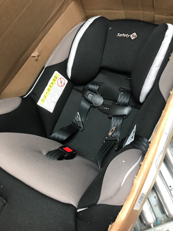 Photo 1 of Safety 1st Guide 65 Convertible Car Seat, Chambers
