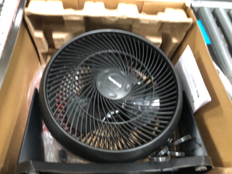 Photo 3 of 12 in. 3 Speed Whole Room Circulator Floor Fan