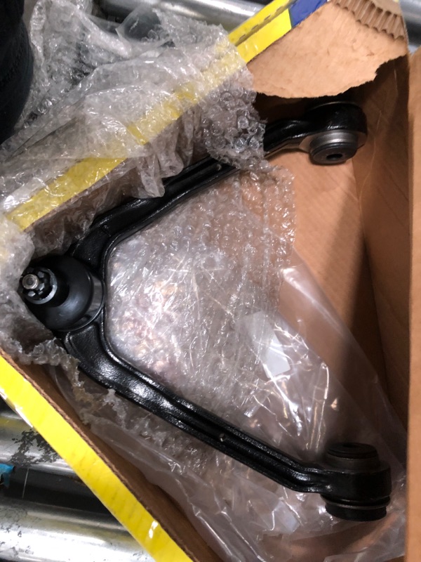 Photo 3 of MOOG RK80942 Control Arm and Ball Joint Assembly