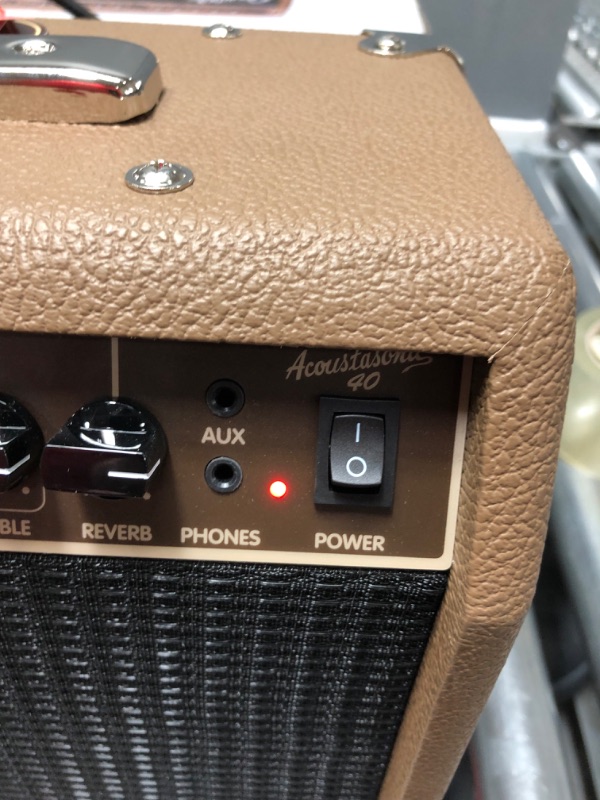 Photo 3 of Fender Acoustasonic 40 Guitar Amplifier
