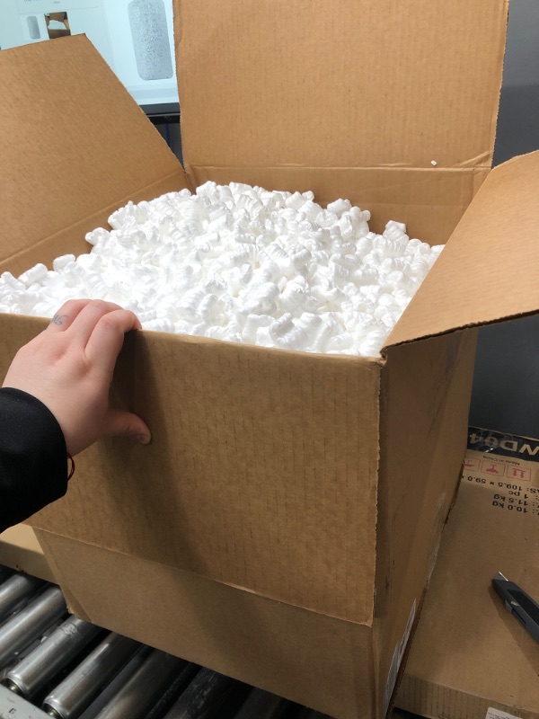 Photo 3 of Uboxes Packing Peanuts White 3.5 cuft, PEANUTS3CUFT