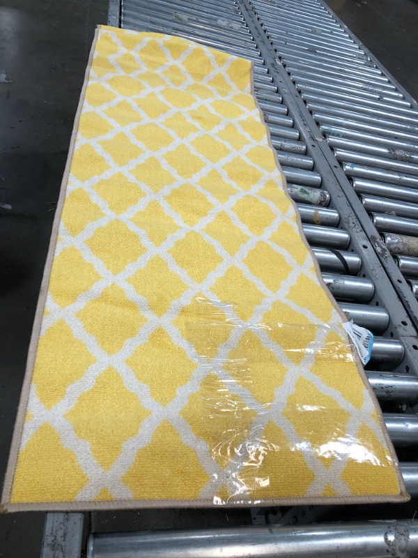 Photo 2 of 18" x 18" Sample Rug & yellow rug 1”x4’9”