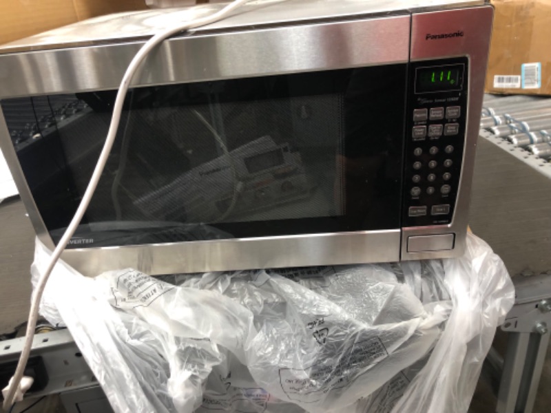 Photo 1 of Panasonic Microwave Oven NN-SN966S Stainless Steel Countertop/Built-In with Inverter Technology and Genius Sensor, 2.2 Cubic Foot, 1250W Inverter Keypad
