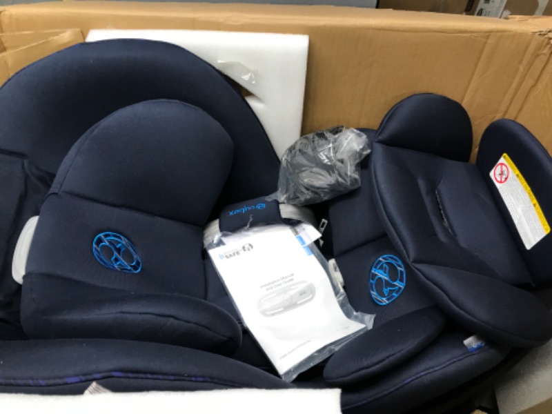 Photo 7 of Cybex Sirona S Rotating Convertible Car Seat with SensorSafe 2.1, Children Newborn to Four Years, Easy Child Load, Infant Baby Toddler Preschooler, Indigo Blue Car Seat Indigo Blue