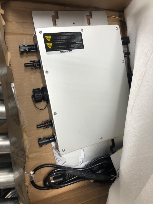 Photo 2 of Y&H 1200W Solar Grid Tie Micro Inverter with AC Data Monitoring Display Screen Waterproof IP65 MPPT DC28-50V PV Input AC80-160V Output for 36V Solar Panel 1200W-110V-LCD