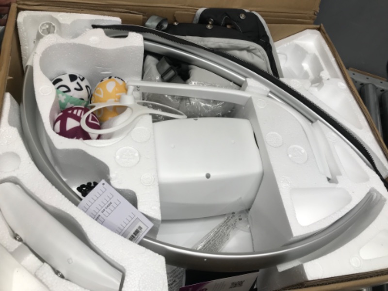 Photo 2 of 4moms mamaRoo Multi-Motion Baby Swing Smart Connectivity - Gray