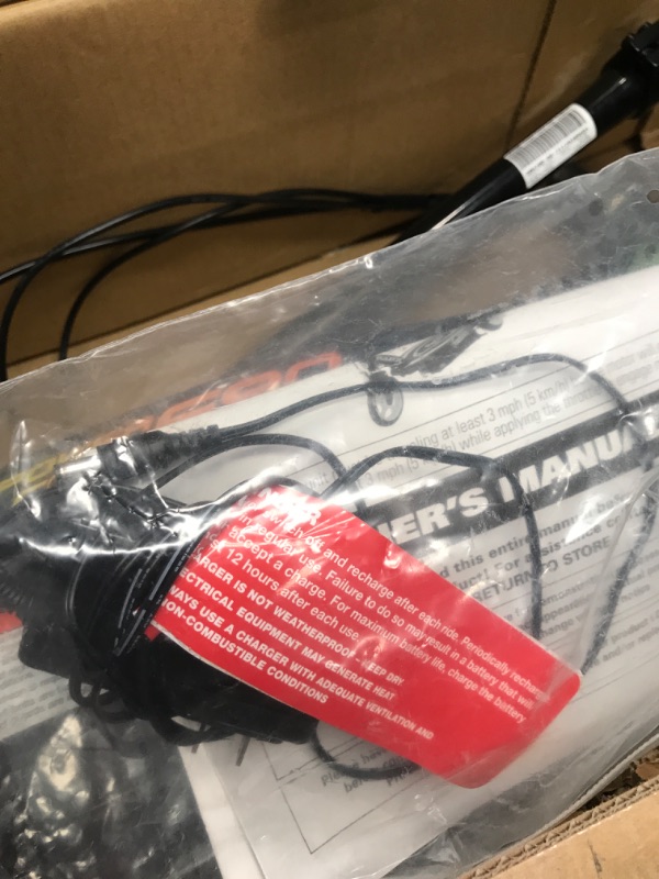 Photo 1 of *FOR PARTS*- Razor Power Core E90 Electric Scooter - Hub Motor, Up to 10 mph and 80 min Ride Time, for Kids 8 and Up Green Standard Packaging