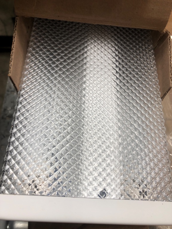 Photo 1 of Lithonia Lighting RB232 MV 4-Feet 2-Light 32W T8 Fluorescent Contractor Select Narrow Basket Multi-Volt Wraparound,White