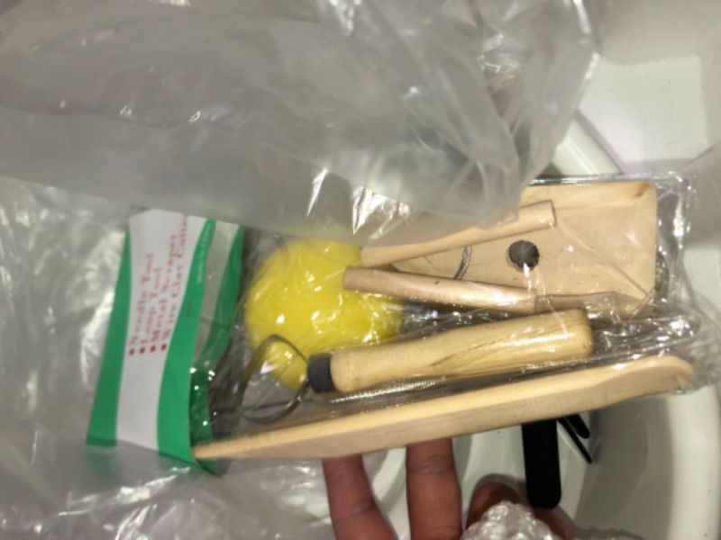 Photo 1 of VEVOR Pottery Wheel, 10in Ceramic Wheel Forming Machine, Adjustable 0-300RPM Speed Manual LCD Panel, Foot Pedal ABS Detachable Basin, Sculpting Tool Apron Accessory Kit for Work Art Craft DIY