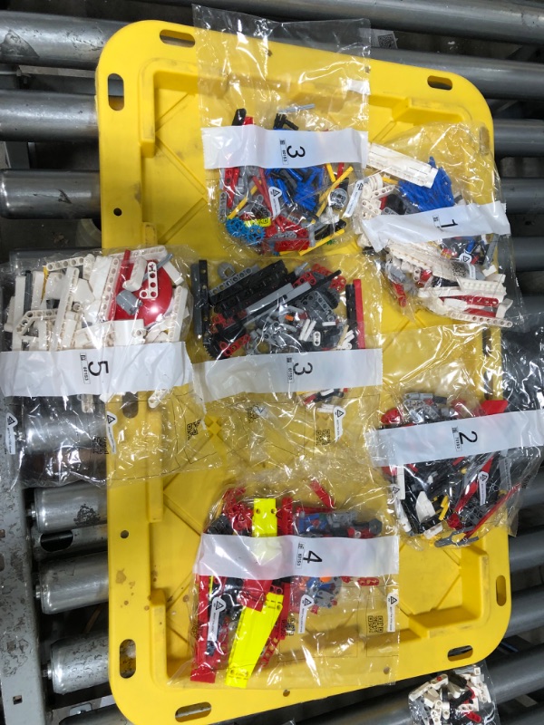 Photo 5 of BOX DAMAGED DUE TO PREV. LOCATION**LEGO Technic Airbus H175 Rescue Helicopter 42145 Building Toy Set for Kids, Boys, and Girls Ages 11+ (2,001 Pieces)
