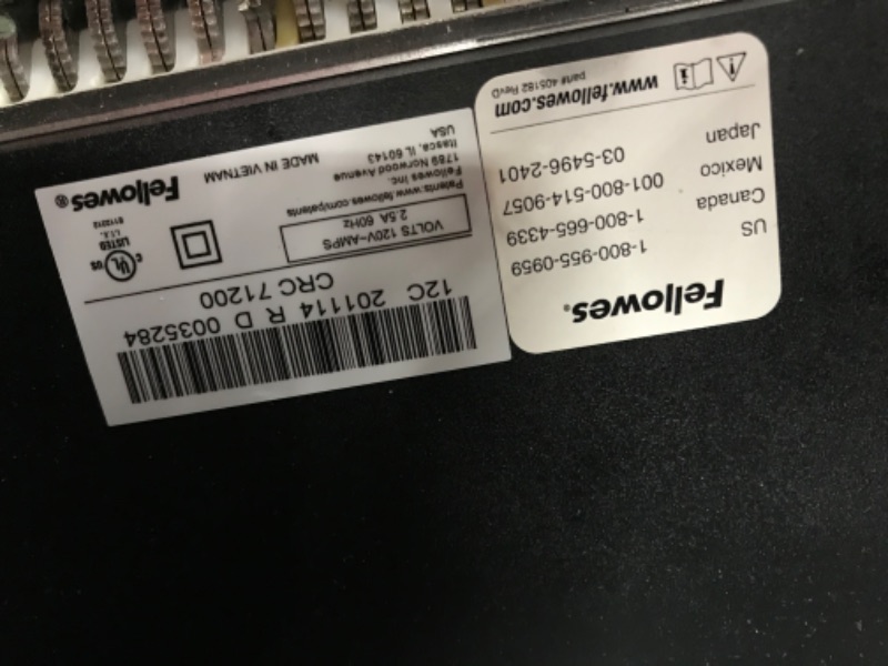 Photo 3 of item does not work only goes backwards****sold for parts****
Fellowes Powershred 12C15 12-Sheet Crosscut Paper Shredder for Office and Home with Safety Lock, Black