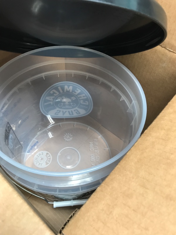 Photo 2 of Chemical Guys ACC160 Heavy Duty Ultra Clear Detailing Bucket (4.5 Gal) and Bucket Lid (For Car Wash, Boat, Truck, RV, Fishing & More)