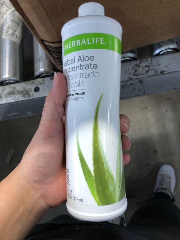 Photo 1 of **EXPIRES 07/12/2023** HERBALIFE Herbal Aloe Concentrate Pint: Original Flavor 16 FL Oz (473 ml) for Digestive Health with Premium-Quality Aloe, Gluten-Free, 0 Calories, 0 Sugar, Naturally Flavored

