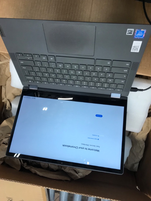 Photo 2 of Lenovo IdeaPad Flex 5
Processo rIntel Celeron 5205U 2 x 1.9 GHz, Comet Lake-U
Graphics adapter Intel UHD Graphics 620
Memory4 GB  
Display13.30 inch 16:9, 1920 x 1080 pixel 166 PPI, glossy: yes
Storage64 GB eMMC
