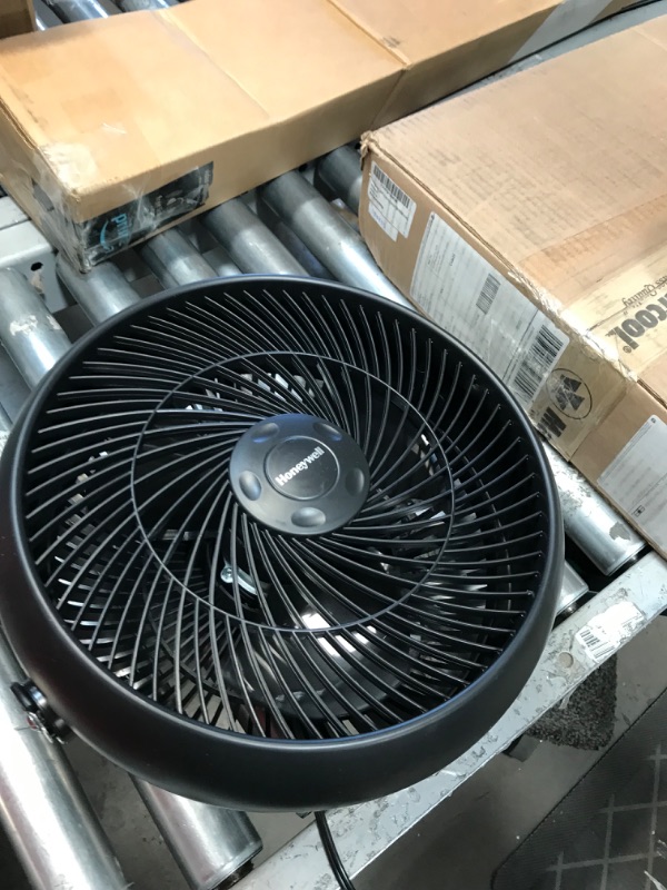 Photo 2 of 12 in. 3 Speed Whole Room Circulator Floor Fan