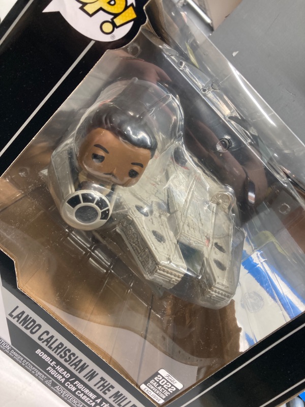 Photo 3 of *GOOD CONDITION* Funko Pop! Ride Super Deluxe: Star Wars - Lando Calrissian in The Millenium Falcon Multicolor