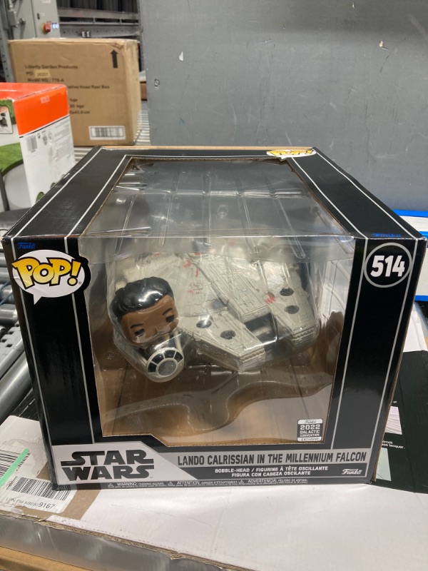 Photo 2 of *GOOD CONDITION* Funko Pop! Ride Super Deluxe: Star Wars - Lando Calrissian in The Millenium Falcon Multicolor