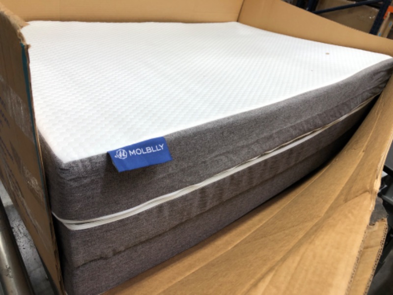 Photo 2 of * LIKE NEW* Molblly Folding Mattress, 3 inch Twin Tri-Folding Memory Form Mattress, Portable Trifold Mattress Topper with Washable Cover, Non-Slip Bottom Camping Mattress Guest Bed - 75"x38"x3"

