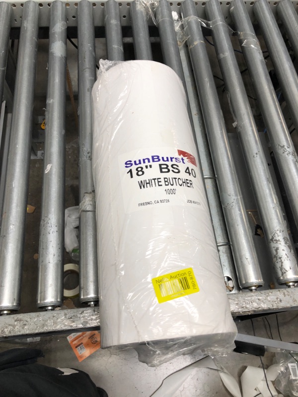 Photo 1 of 18" x 1000' White 40# Butcher Paper Roll
