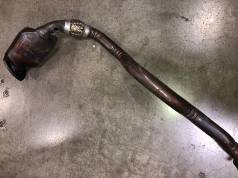 Photo 3 of *UNKNOWN NBRAND/MODEL**Catalytic Converter NEM70380