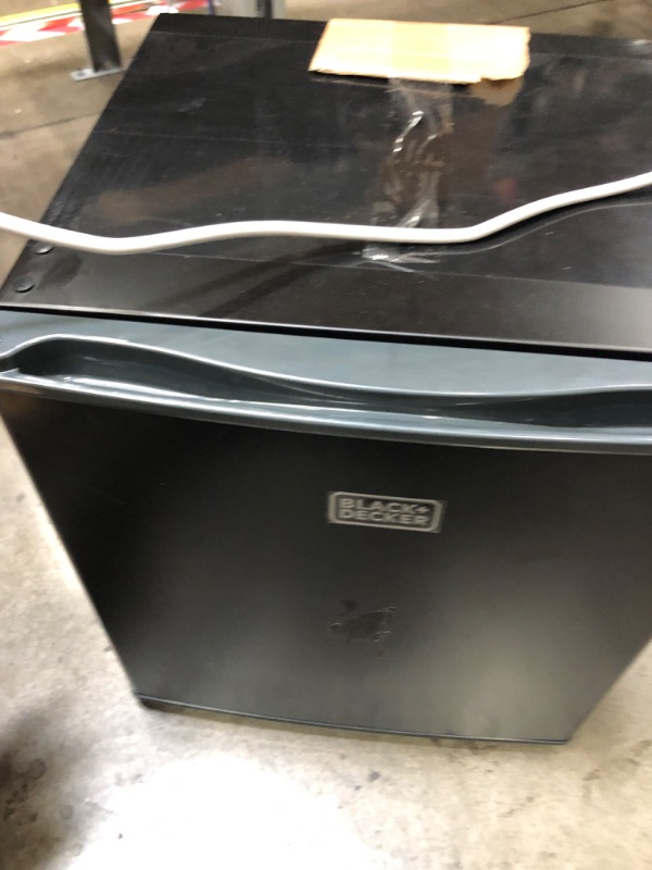 Photo 2 of BLACK+DECKER BCRK17B Compact Refrigerator Energy Star Single Door Mini Fridge with Freezer, 1.7 Cubic Feet, Black
