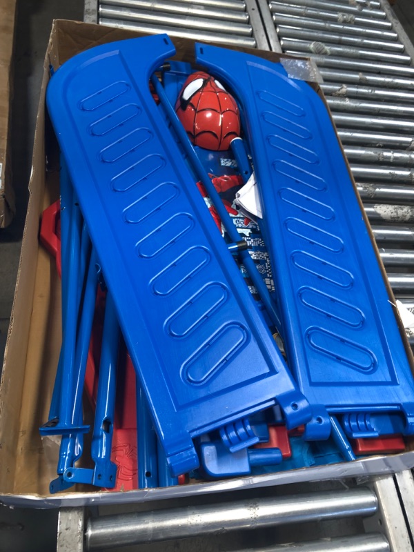 Photo 3 of **MINOR WEAR & TEAR**Delta Children Plastic 3D-Footboard Twin Bed Marvel Spider-Man