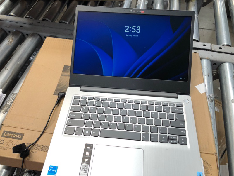 Photo 2 of Lenovo IdeaPad 3 14ITL05 81X700FGUS 14 Notebook - Full HD - 1920 x 1080 - Intel Core i3 11th Gen 