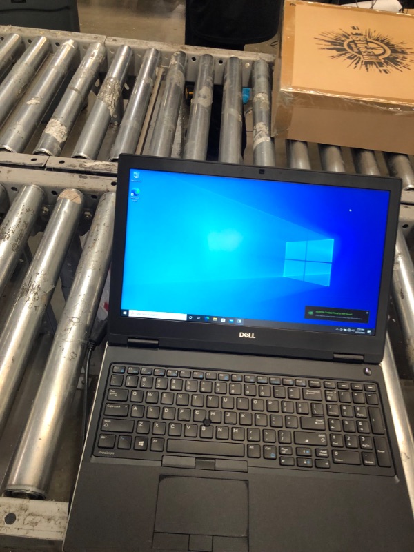 Photo 2 of Dell Precision 7530, Xeon E-2176M 2.7GHz, 64GB, 512SSD, 15.6FHD, W10P64, Cam, Nvidia P3200