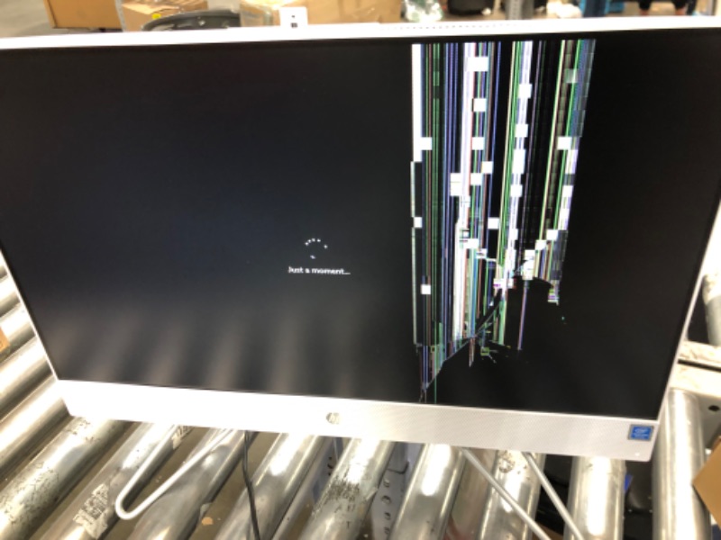 Photo 1 of DAMAGED SCREEN 
HP All-in-One Bundle PC, Intel Pentium Silver Processor, Intel UHD Graphics 605, 8 GB SDRAM, 256 GB PCIe SSD, Full HD Display, Windows 11 Home OS, Dual Computer Speakers, Wi-Fi (24-cb0120, 2022)