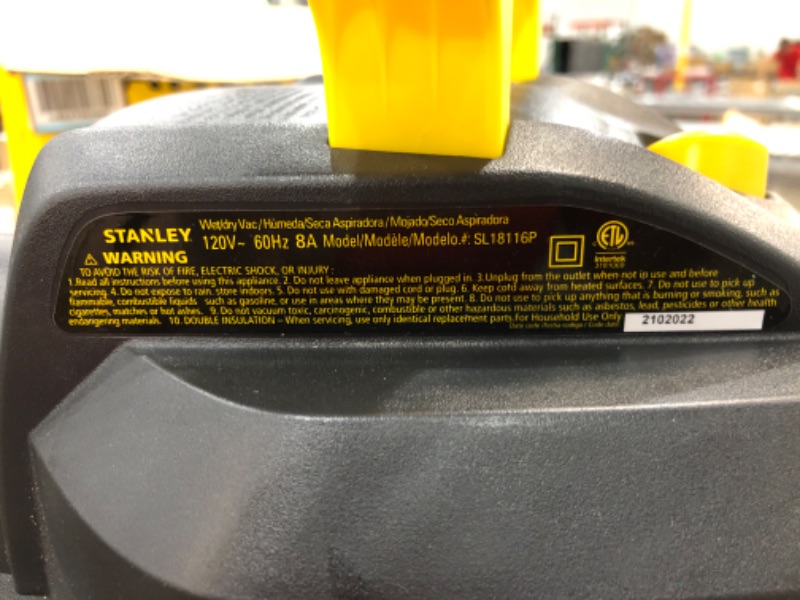 Photo 4 of ***POWERS ON*** Stanley - SL18116P Wet/Dry Vacuum, 6 Gallon, 4 Horsepower Black