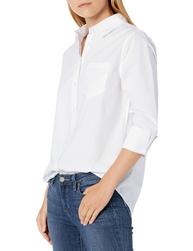 Photo 1 of Amazon Essentials Women's Classic-Fit 3/4 Sleeve Poplin Shirt size Large White