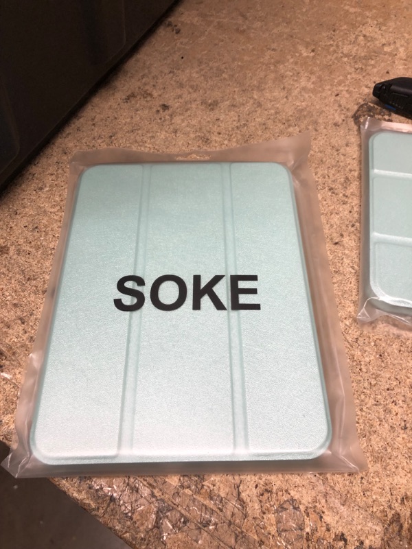Photo 1 of ipad case 8.9 in mint green